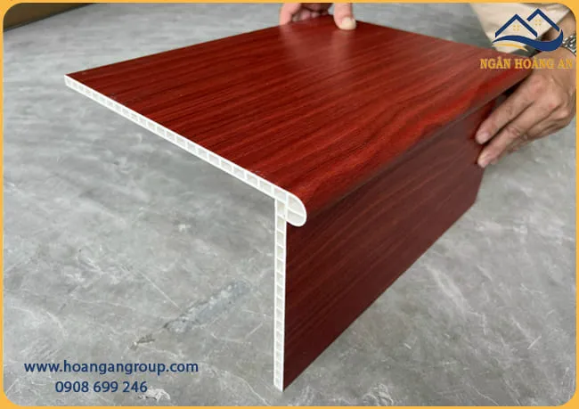 Mặt Đứng Cầu Thang Nhựa Giả Gỗ iWood C20-2